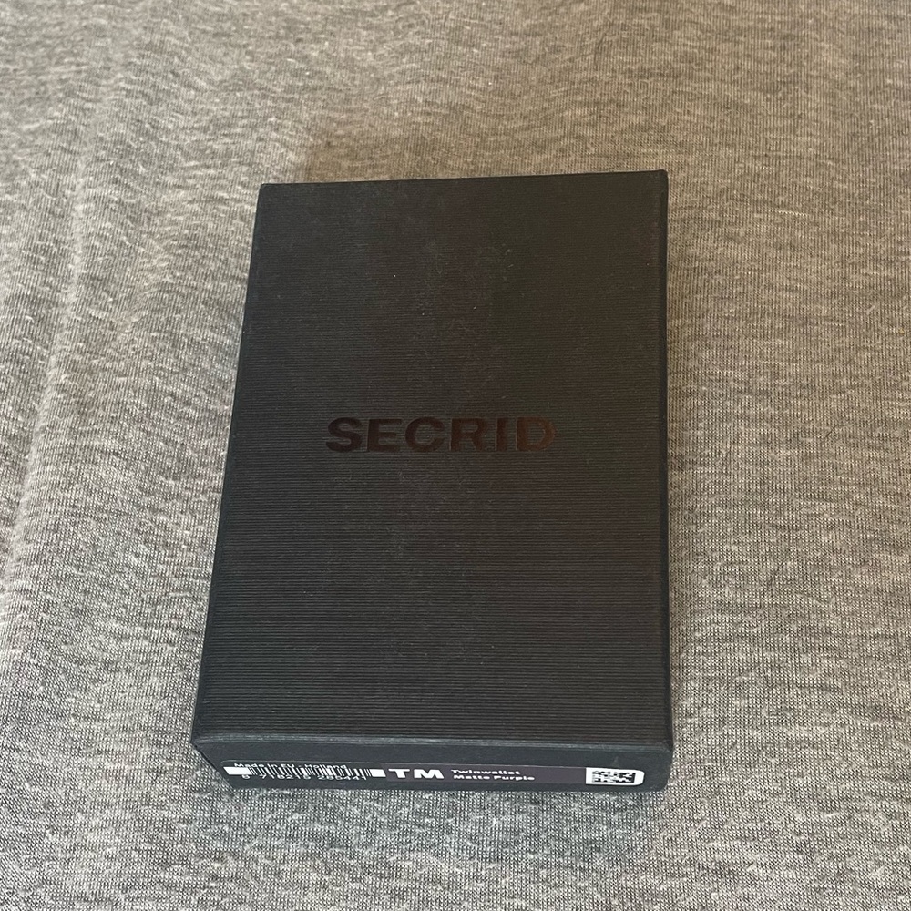 NEW Secrid Twinwallet - Matte Purple